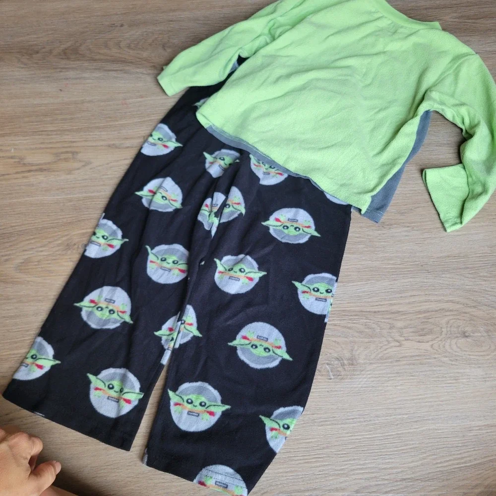 Star Wars Pajamas Boys Size 6 Green Gray Baby Yoda Grogu Fleece 2pc Sleep Set
